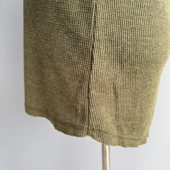 Hem & Thread olive green waffle knit thermal top - henley - military style - M - Picture 6 of 10